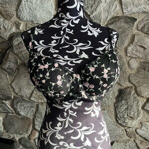 Adore Me Wired Bra 40 DD